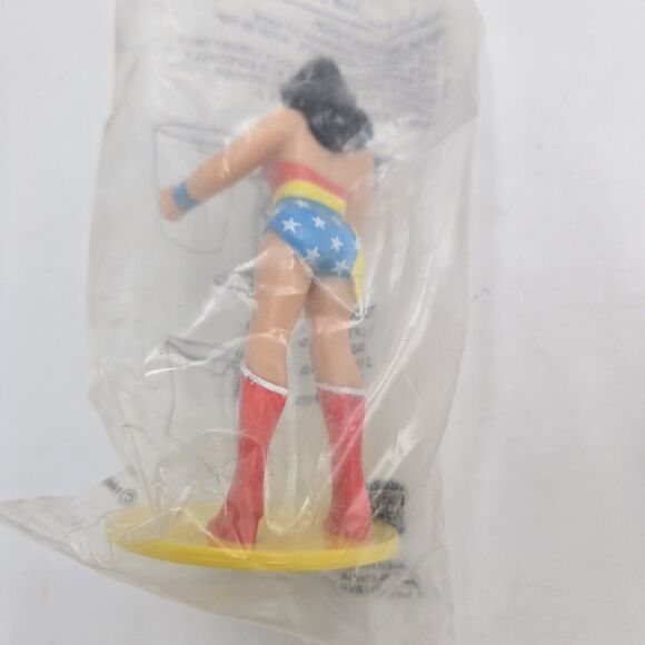 1988 Burger King Wonder Woman Figurine Cup Holder Set Cup B Figurine B Sealed DC - Picture 3 of 6